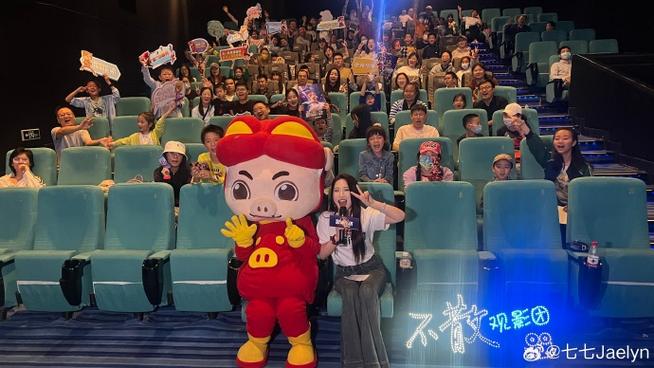 美女18 禁网站的相关介绍