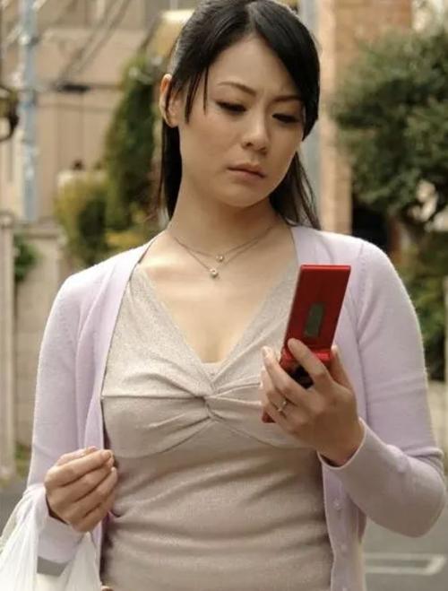 撸撸射影院的相关介绍