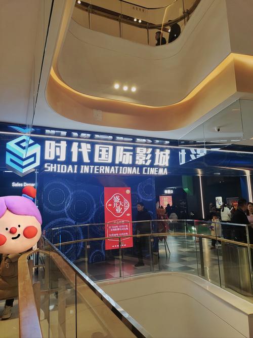 一边亲一边摸的相关介绍