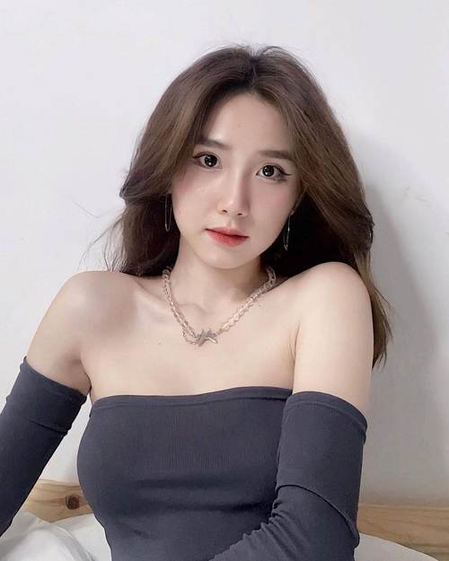 18禁黄网站禁片免费观看女女的相关介绍