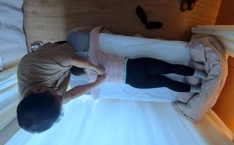 美女老师让我操视频的相关介绍