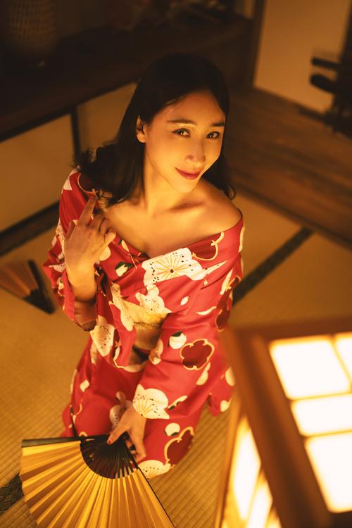 少妇 亚洲一区的相关介绍