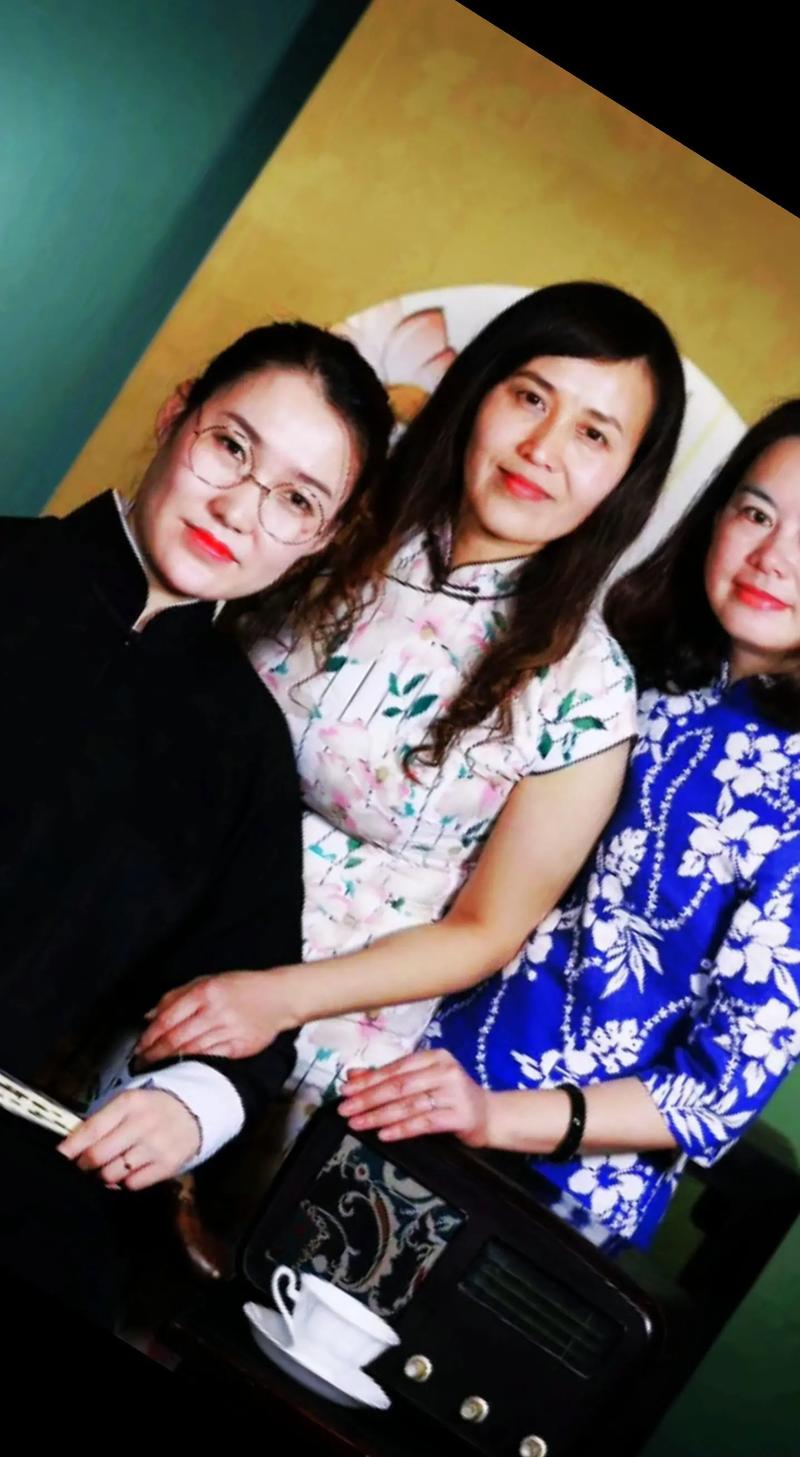 宾馆内射人妻的相关介绍