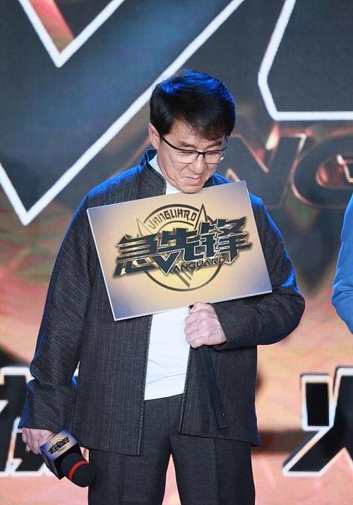 女教师啪啪啪的相关介绍