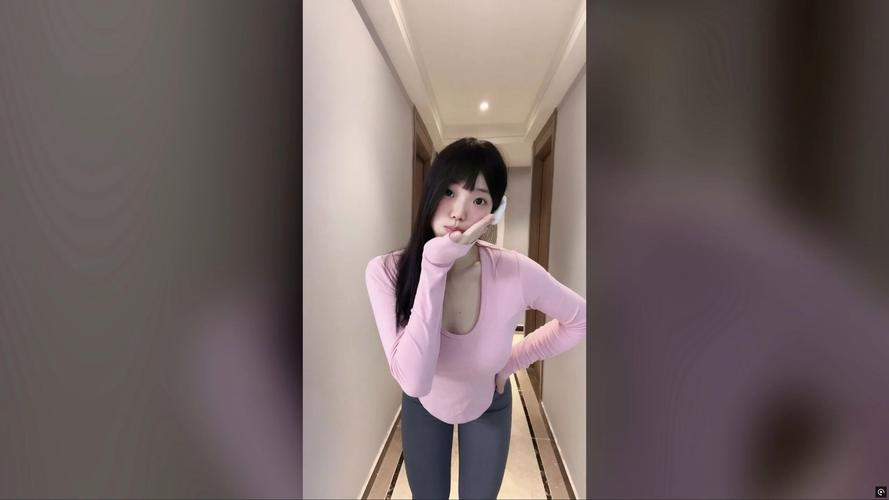 人妻宾馆自拍的相关介绍