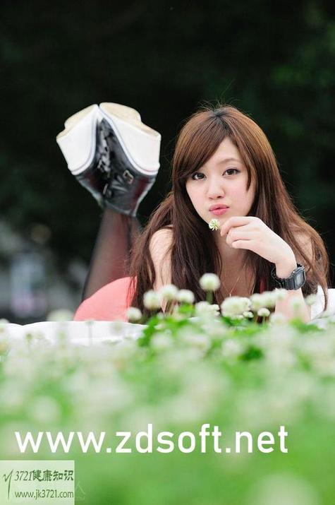 清纯美女被狂操的相关介绍