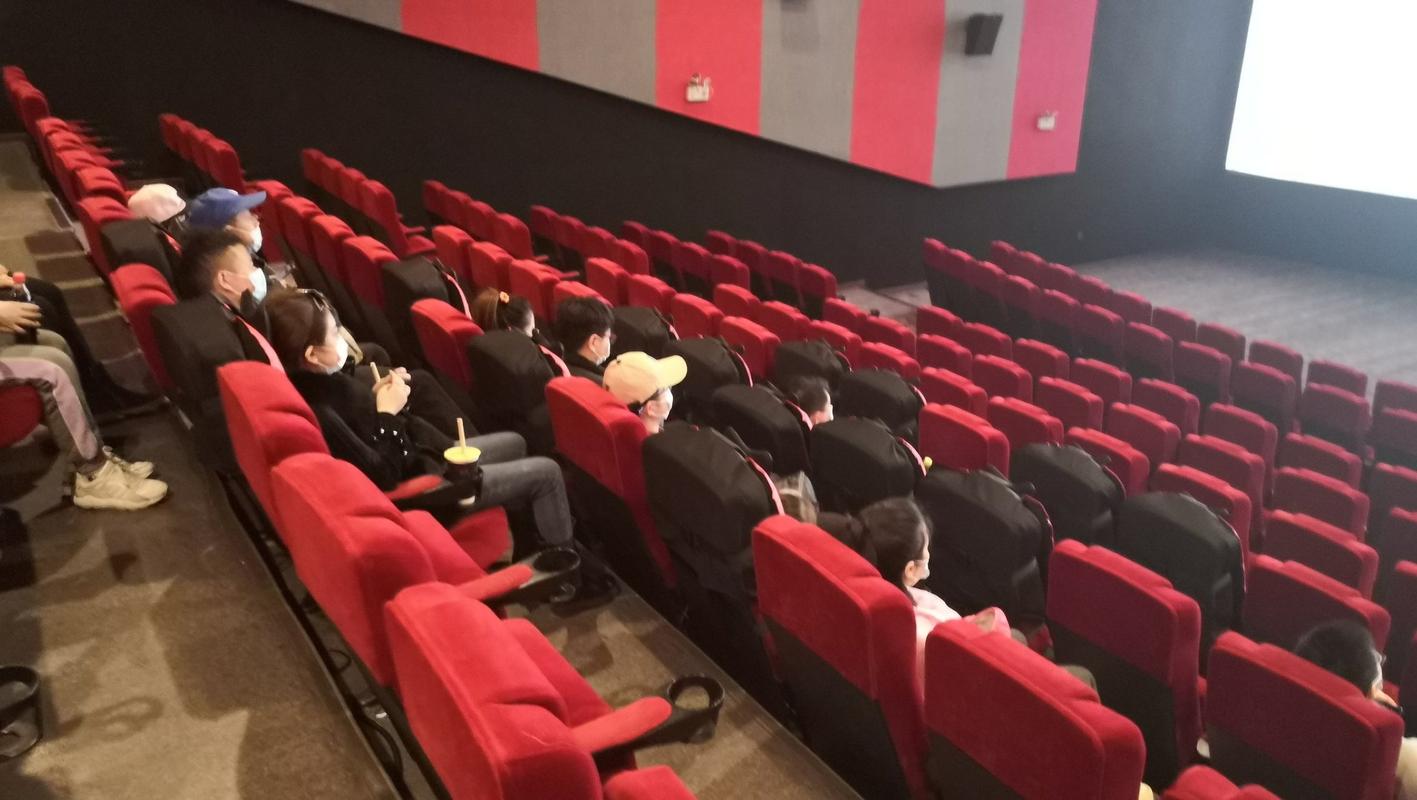 久久骚色av的相关介绍