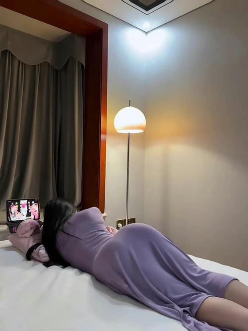 精品久久av专区的相关介绍